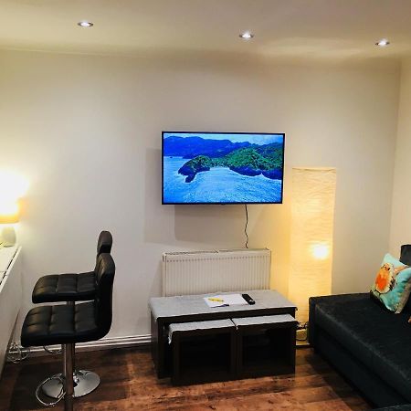 Апартаменты Fountain View 1Br Flat Oxford - Free Parking Экстерьер фото