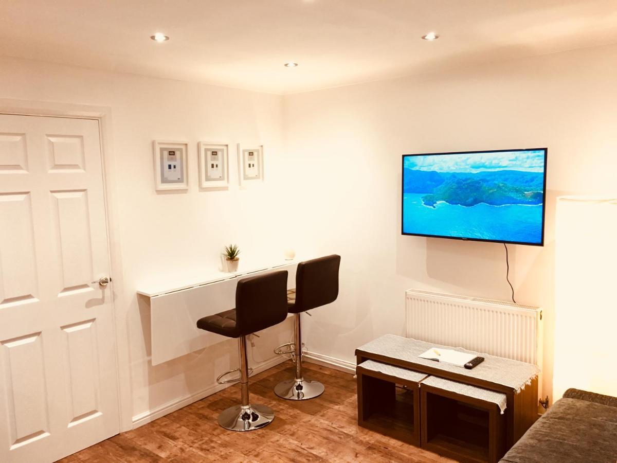 Апартаменты Fountain View 1Br Flat Oxford - Free Parking Экстерьер фото